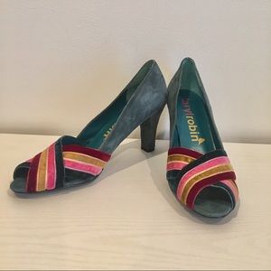 Faryl Robin Suede Teal Pumps (Size: 6.5)